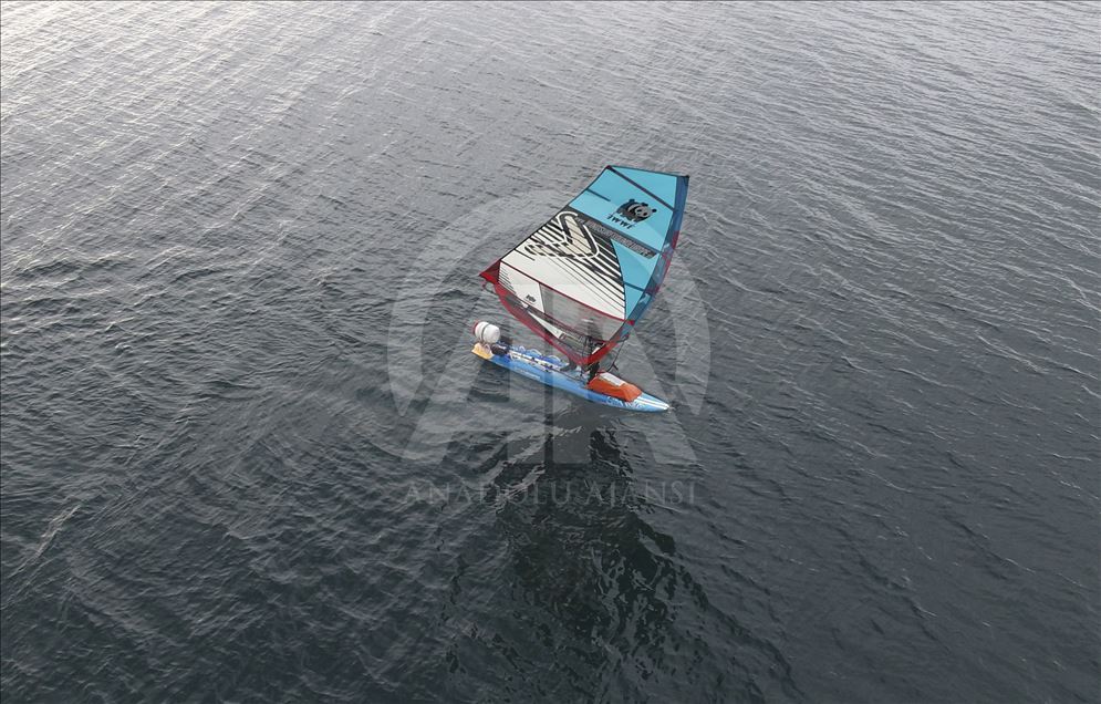 Norwegian surfer goes on a world tour with windsurf