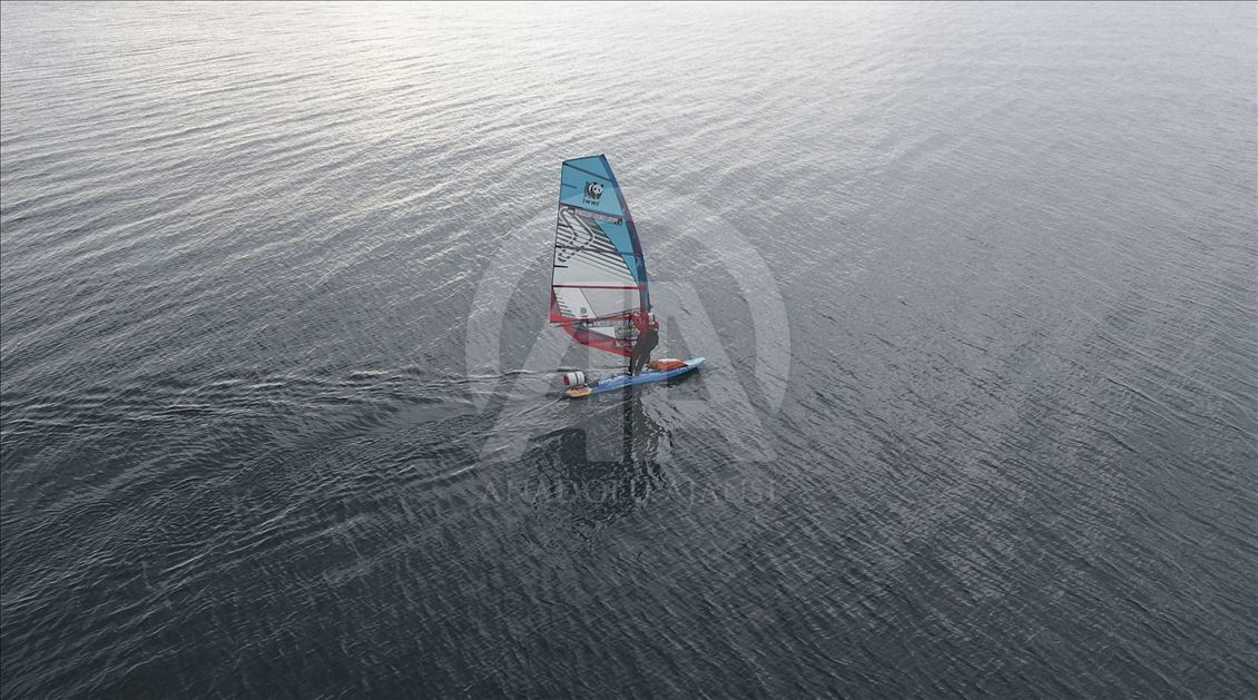 Norwegian surfer goes on a world tour with windsurf