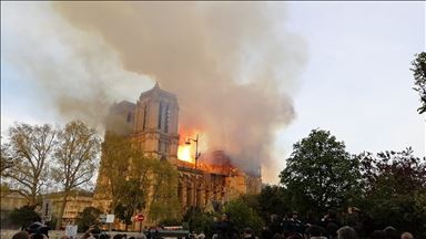 France : Un incendie se déclare à Notre-Dame de Paris