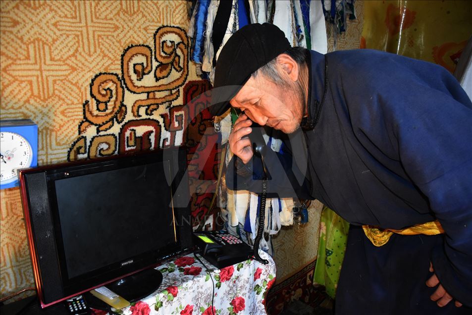 أتراك "الدوخا".. خصوصية اللغة والثقافة في أقاصي منغوليا