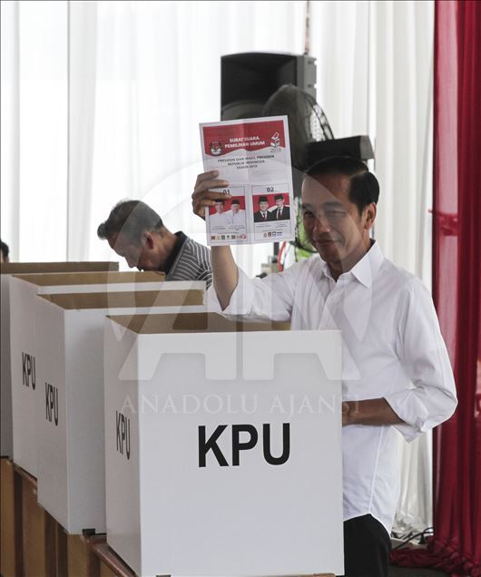 آغاز انتخابات ریاست جمهوری و پارلمانی در اندونزی