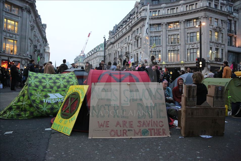 Extinction Rebellion protests continue on the third day in London