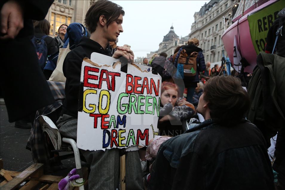 Extinction Rebellion protests continue on the third day in London