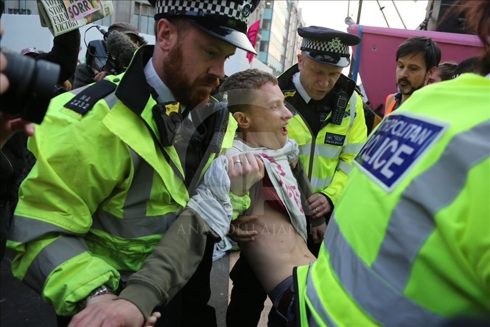 Extinction Rebellion protests continue on the third day in London