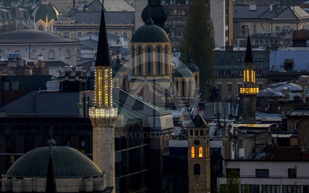 Muslimani večeras obilježavaju Lejletu-l-berat: Noć oprosta, sudbine i želja