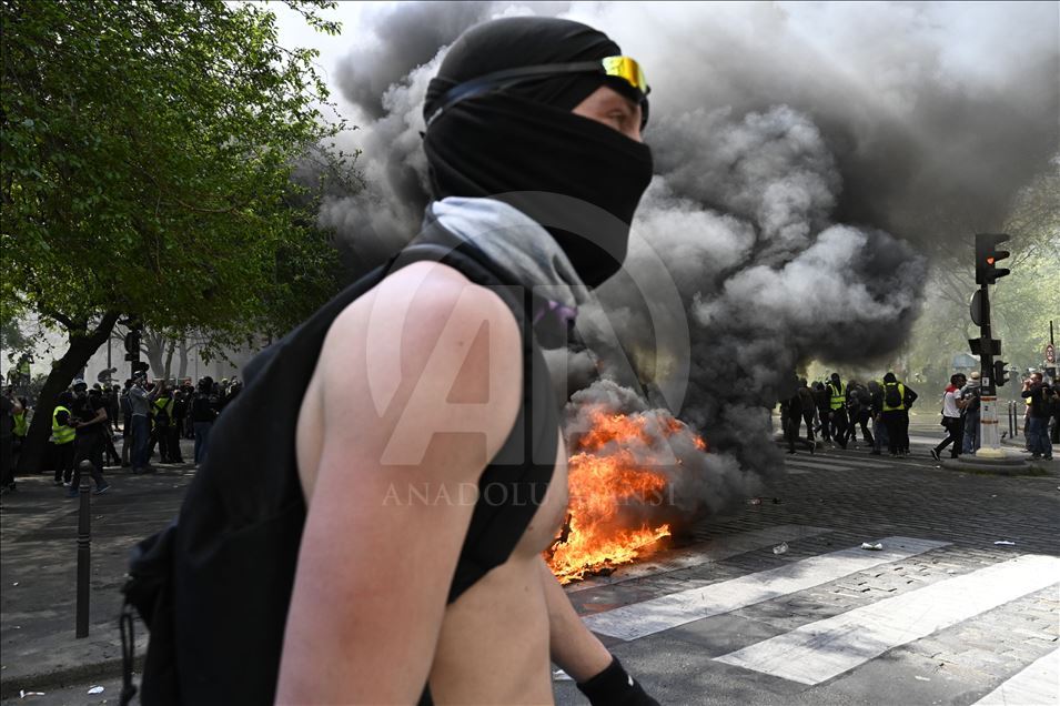 Protestas en París completan 23 sábados consecutivos