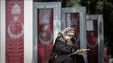 'Vatan için toprağa düşmüş' hemşehrileriyle duygusal buluşma