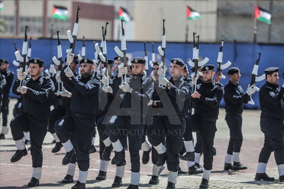 مراسم جشن پایان آموزش افسری در غزه