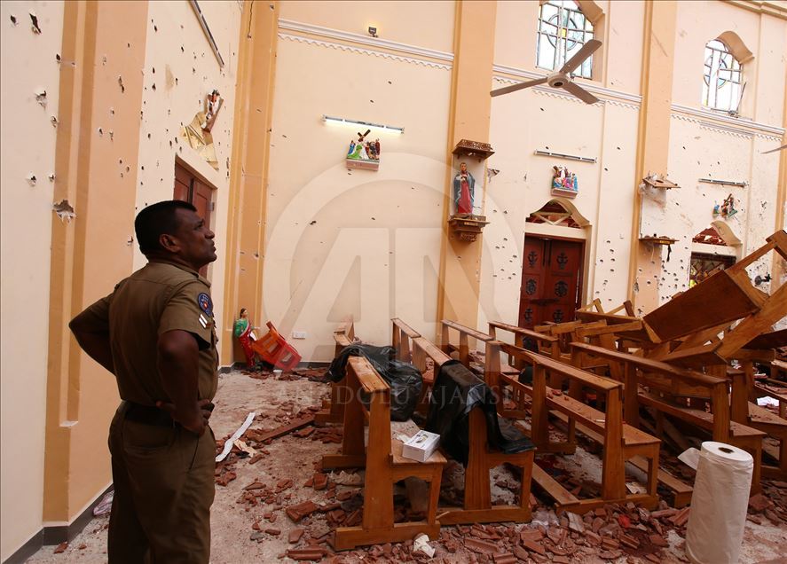 Explosiones sacuden iglesias en Sri Lanka