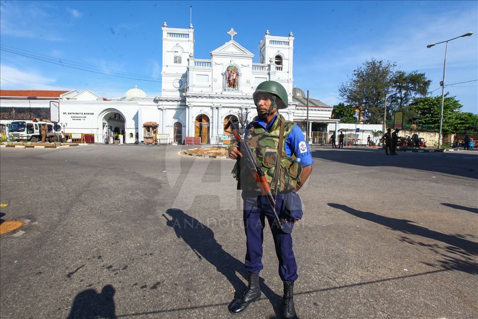 Sehari setelah serangan bom di Sri Lanka