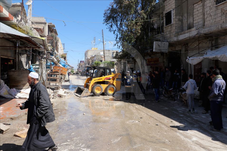 Assad regime hits Syria's Idlib