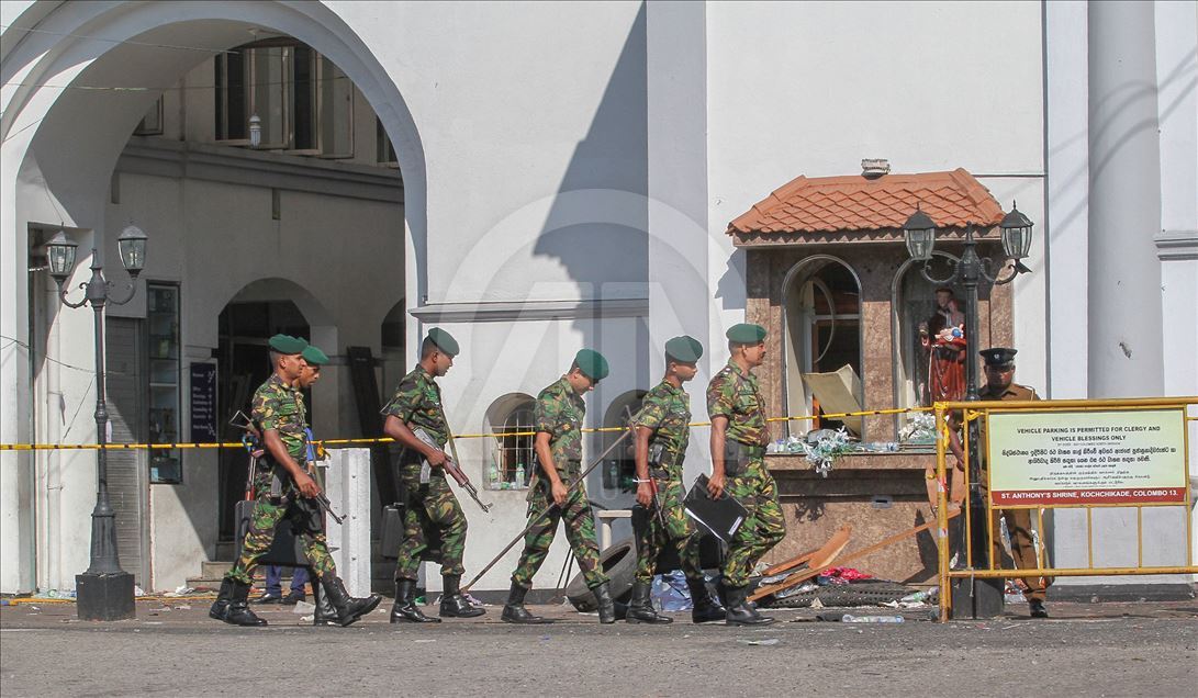Sehari setelah serangan bom di Sri Lanka
