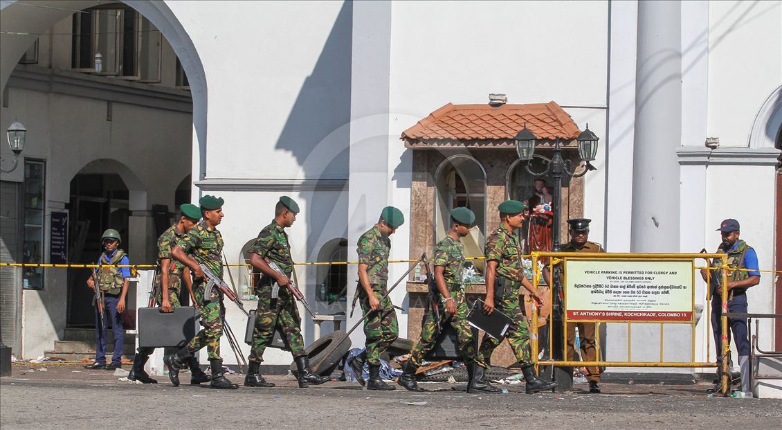 Sehari setelah serangan bom di Sri Lanka