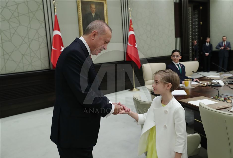 Cumhurbaşkanı Erdoğan çocukları kabul etti
