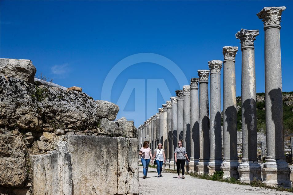 La antigua ciudad de Perge en Antalya