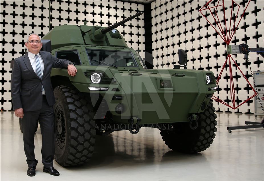 Türkiye'nin ilk elektrikli zırhlı aracı Akrep II 