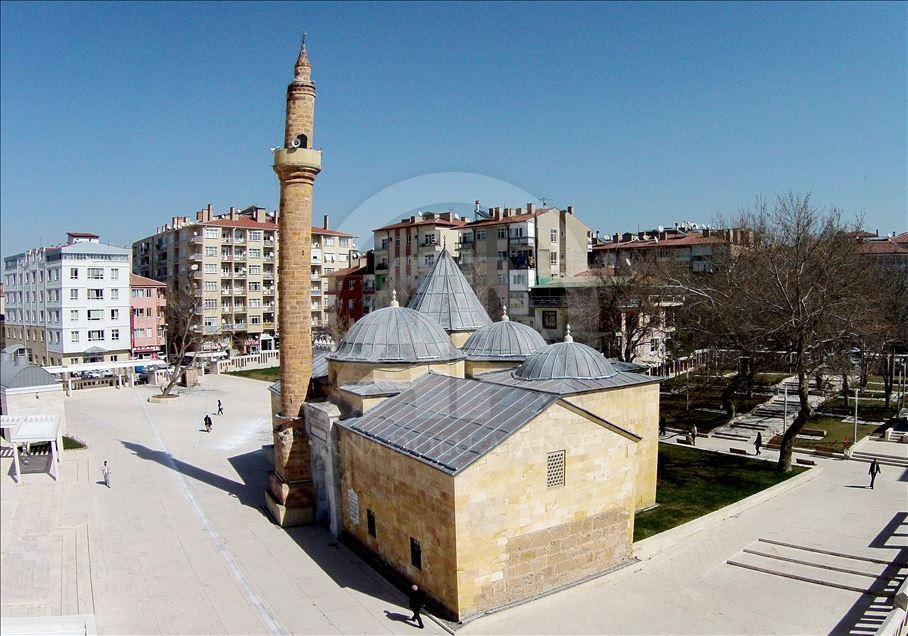 Ahi Evran Camisi ve Türbesi asırlara meydan okuyor