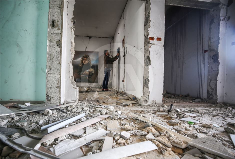 Ekspozitë e jashtëzakonshme në mesin e rrënojave në Gaza