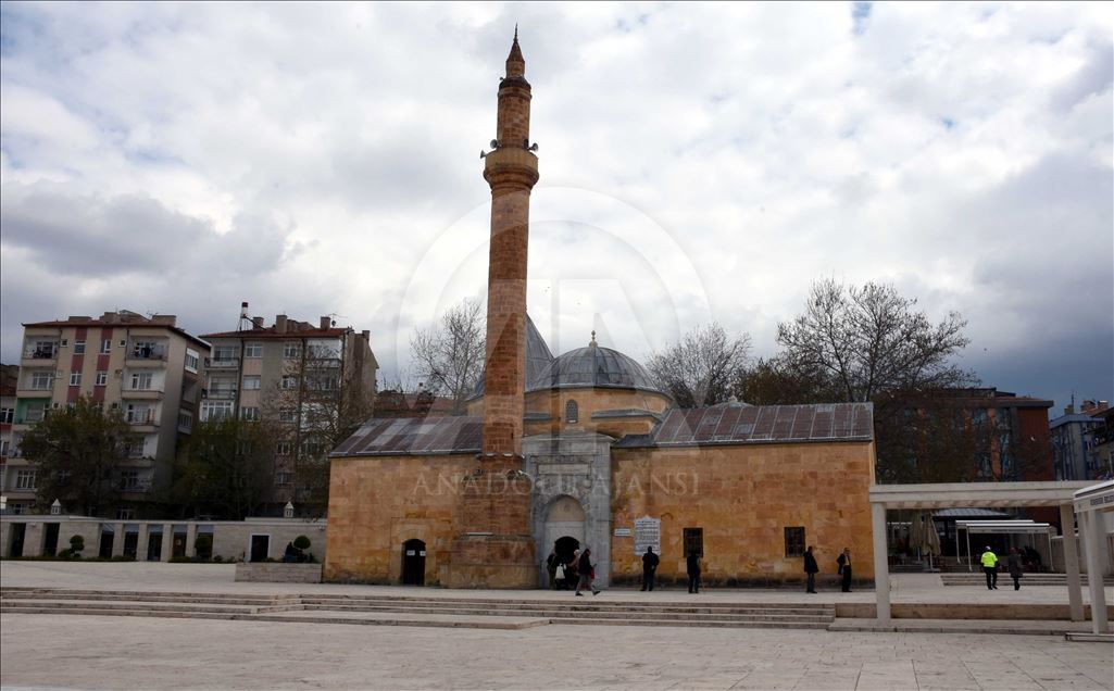 Ahi Evran Camisi ve Türbesi asırlara meydan okuyor