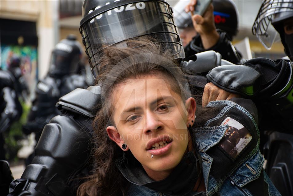 Enfrentamientos durante una huelga nacional en Colombia 