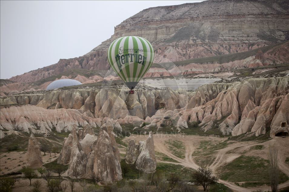 Balonlar, Kapadokya'ya masalsı bir güzellik katıyor
