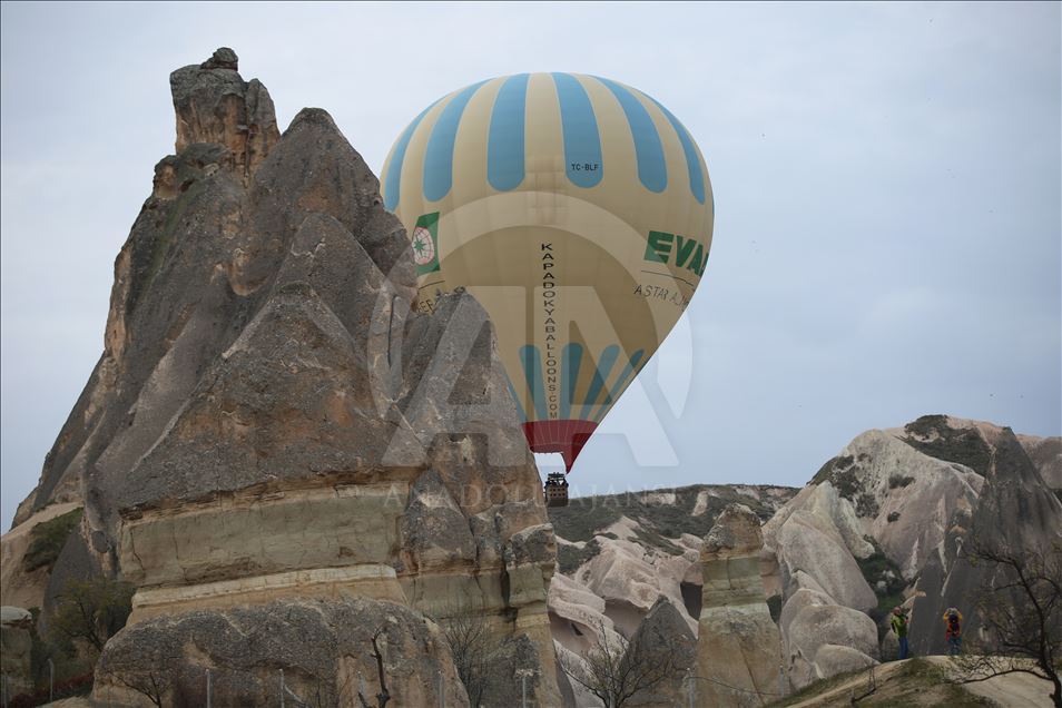 Balonlar, Kapadokya'ya masalsı bir güzellik katıyor