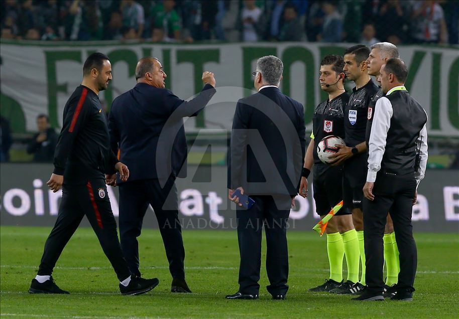 Atiker Konyaspor v Galatasaray: Turkish Super Lig