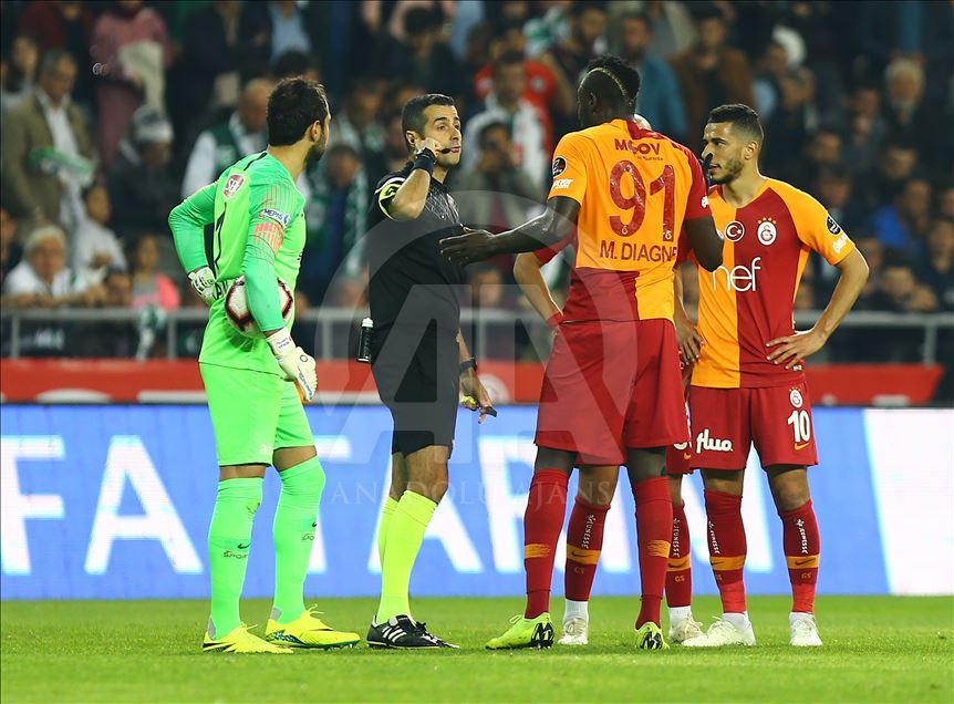 Atiker Konyaspor v Galatasaray: Turkish Super Lig
