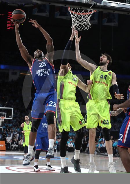 Anadolu Efes - Barcelona Lassa : Turkish Airlines Euroleague