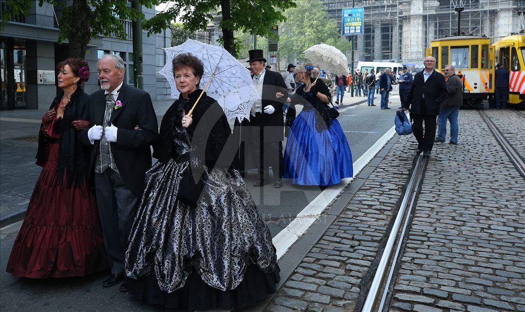 Bruksel, ekspozohen tramvajë të vjetër 150 vjet