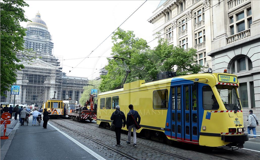 Bruksel, ekspozohen tramvajë të vjetër 150 vjet