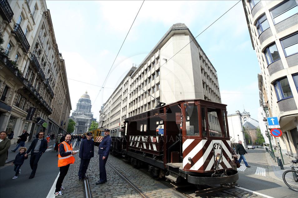 Bruksel, ekspozohen tramvajë të vjetër 150 vjet