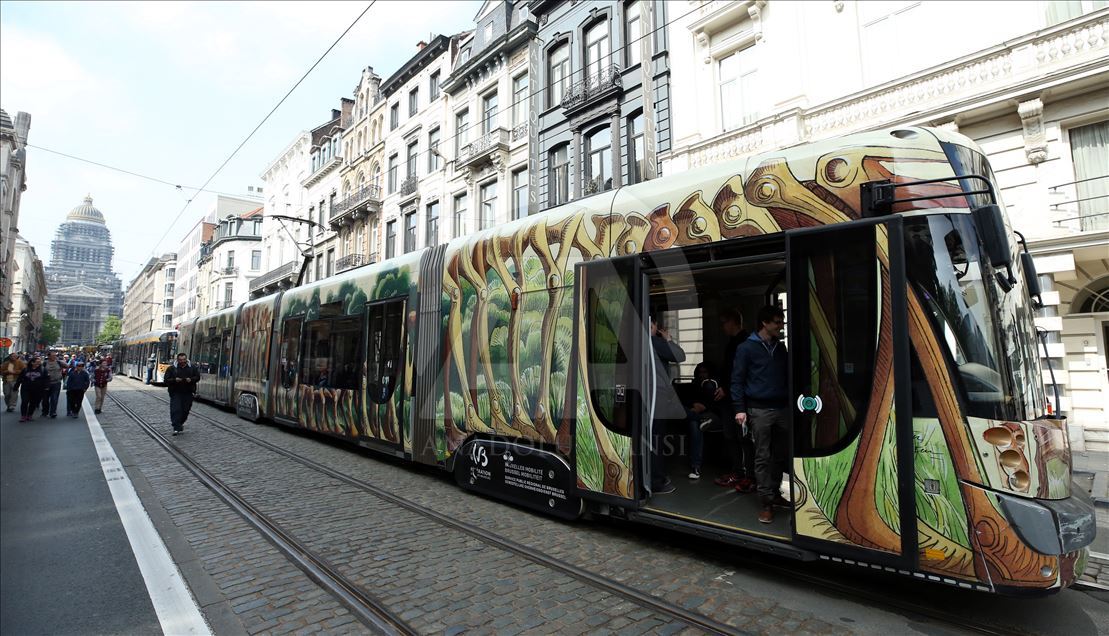 Bruksel, ekspozohen tramvajë të vjetër 150 vjet