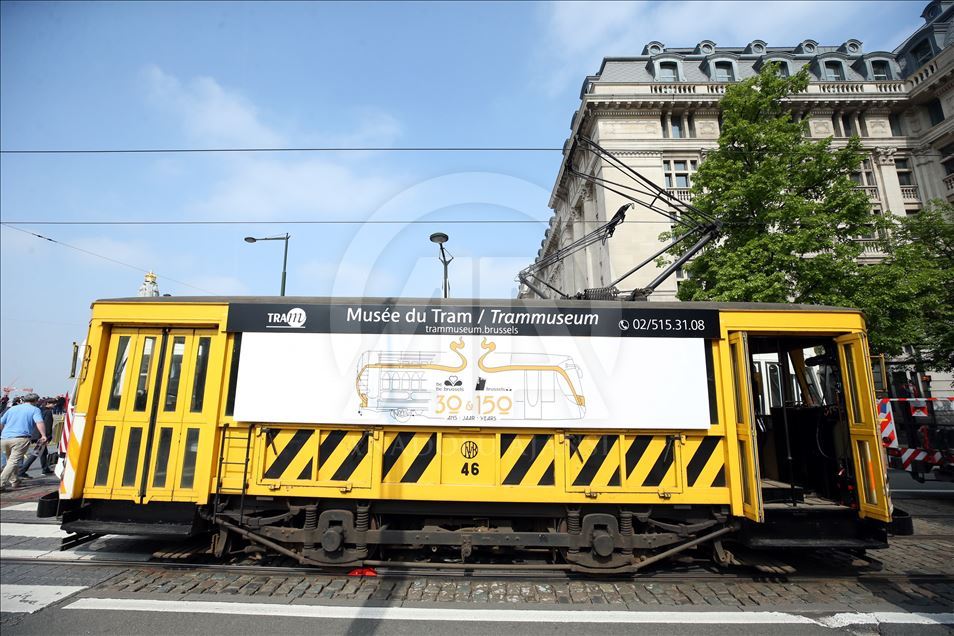 Bruksel, ekspozohen tramvajë të vjetër 150 vjet