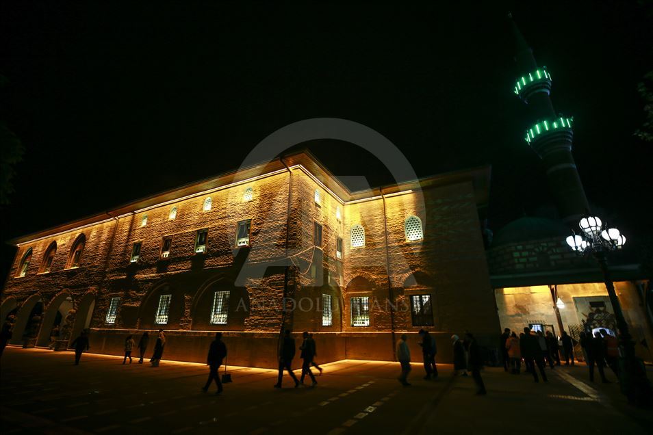 Ankara'da Ramazan'ın ilk teravih namazı