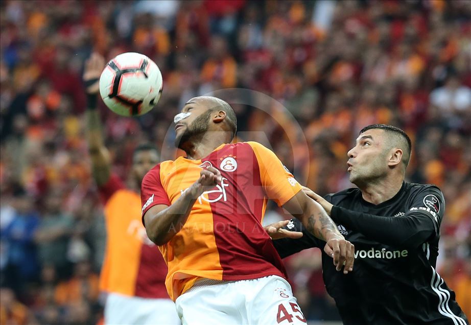 Galatasaray v Besiktas - Turkish Super Lig