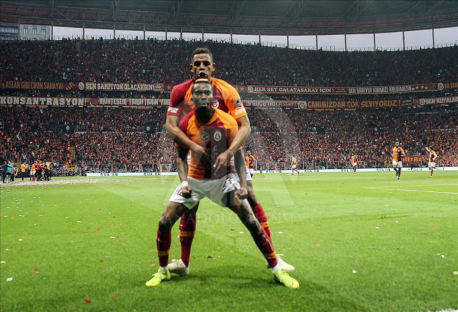 Galatasaray v Besiktas - Turkish Super Lig
