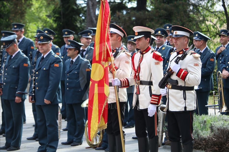 Papa Françesku mbërrin për vizitë zyrtare në Maqedoninë e Veriut