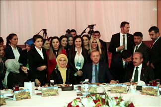 Cumhurbaşkanı Erdoğan, iş insanları ile iftar yaptı