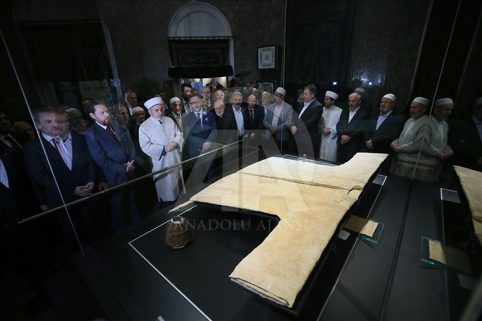 Hirka-i Serif opened to visit in Istanbul