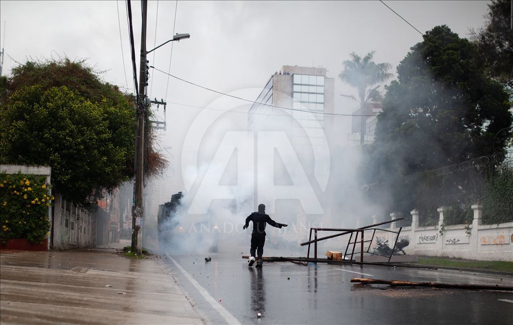 Clashes between Students and Public Force ESMAD in Bogota