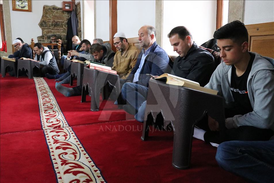 Üsküp'te asırlardır yaşatılan Osmanlı geleneği: Mukabele
