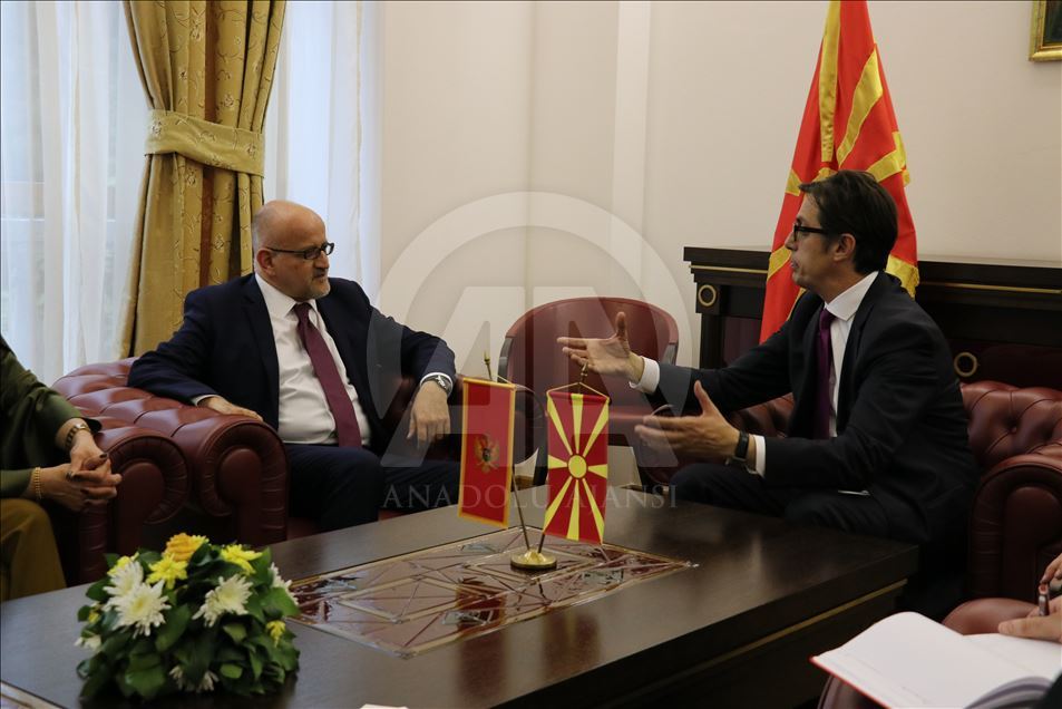 Stevo Pendarovski - Sërgjan Darmanoviq