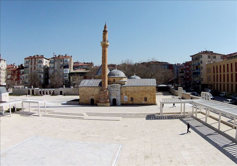 مسجد "آهي إفران" ينشر ثقافة "الآخية" لحرفيي الأناضول
