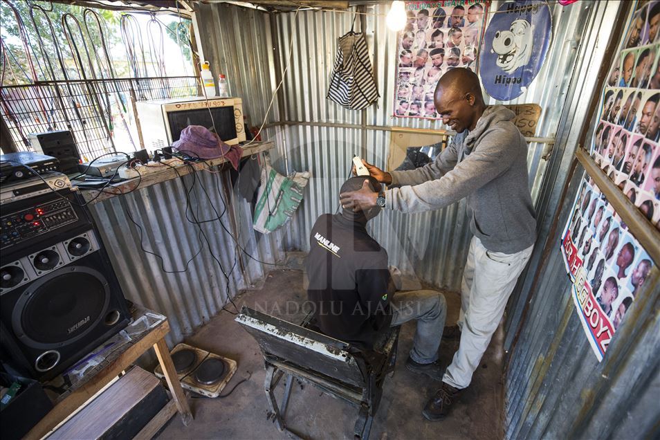 Daily life in Zimbabwe