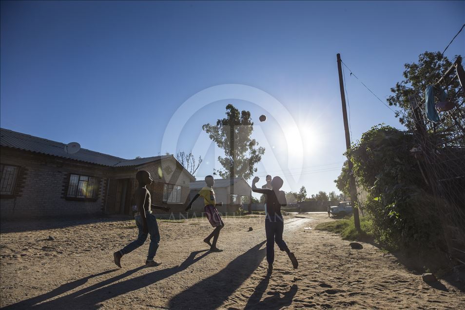 Daily life in Zimbabwe