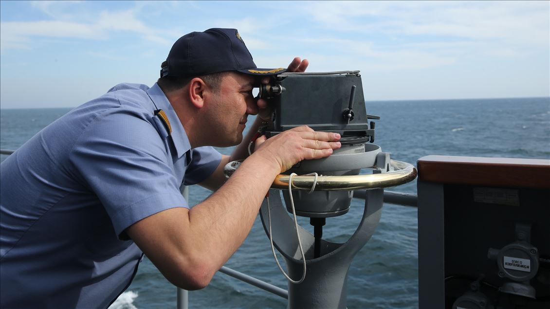 ВМС Турции отрабатывают удары по надводным целям