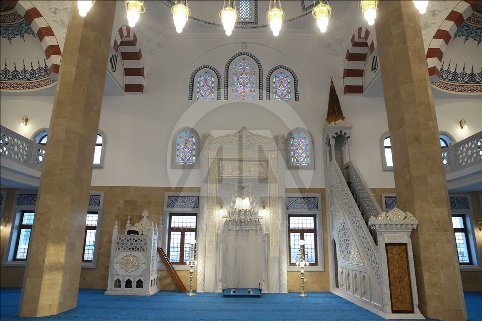 Cibuti'nin simgesi haline gelen 2. Abdülhamid Han Camisi'nde iftar