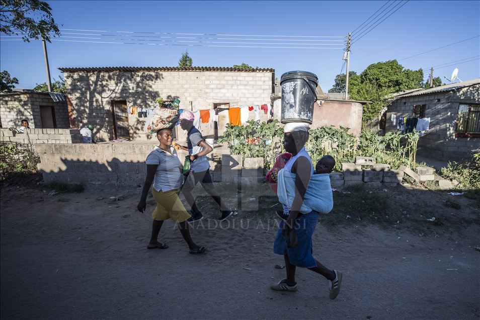 Daily life in Zimbabwe