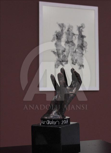 "أيدي الفن السبعة".. معرض لأبرز الرسَّامين الأتراك بأنقرة
